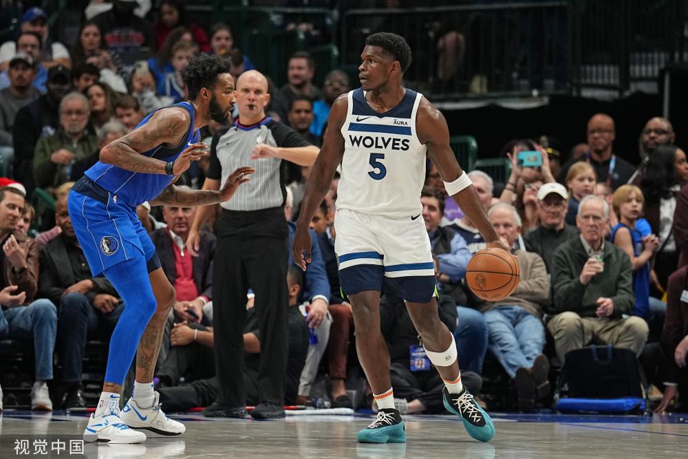 门里昂之间 门里昂之间